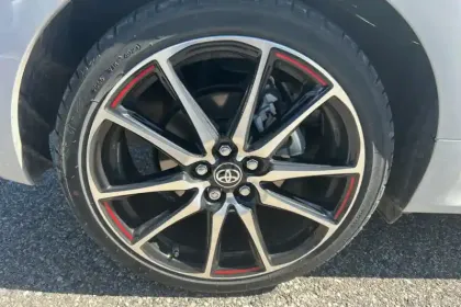 Photo 14 Toyota Yaris  Hybride 130h