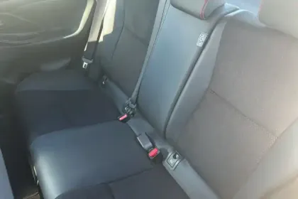 Photo 10 Toyota Yaris  Hybride 130h