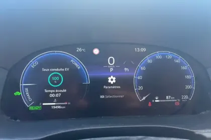 Photo 16 Toyota Yaris  Hybride 130h