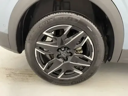 Photo 18 Peugeot 3008  Hybrid 136 e-DCS6