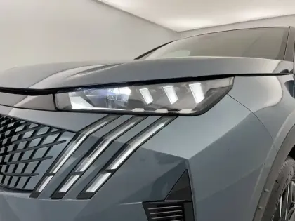 Photo 25 Peugeot 3008  Hybrid 136 e-DCS6