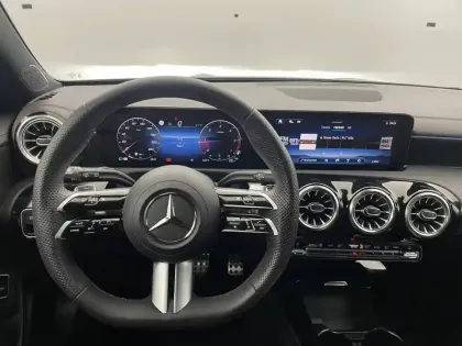 Photo 85 Mercedes CLA  Shooting Brake 200 d 8G-DCT