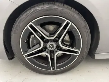 Photo 17 Mercedes CLA  Shooting Brake 200 d 8G-DCT