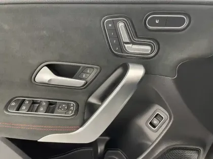 Photo 24 Mercedes CLA  Shooting Brake 200 d 8G-DCT