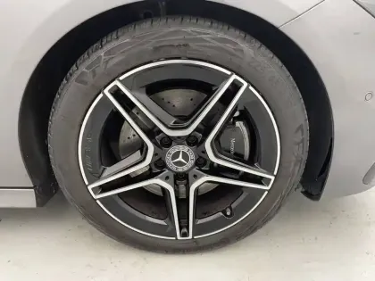 Photo 12 Mercedes CLA  Shooting Brake 200 d 8G-DCT