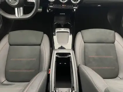 Photo 29 Mercedes CLA  Shooting Brake 200 d 8G-DCT