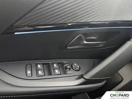 Photo 19 Peugeot 208  Electrique 54 kWh 156ch