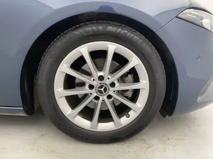 Photo 44 Mercedes Classe A  180 d 7G-DCT