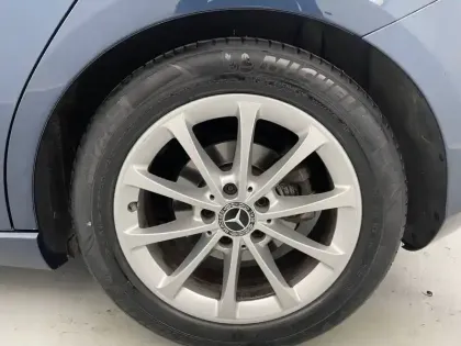 Photo 80 Mercedes Classe A  180 d 7G-DCT