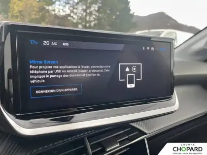 Photo 18 Peugeot 208  Hybrid 100 e-DCS6