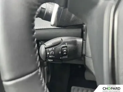 Photo 20 Peugeot 208  Hybrid 100 e-DCS6