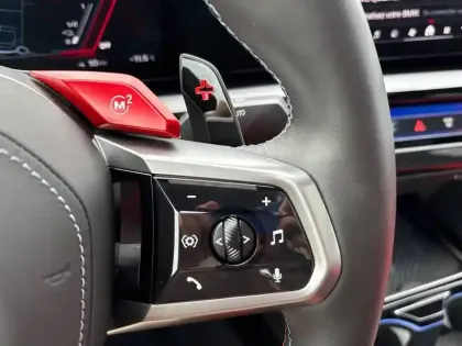 Photo 21 BMW Serie 5 M5 PHEV 727 ch BVA8