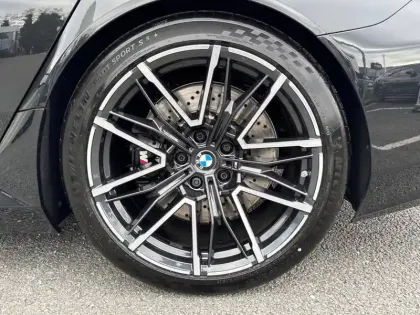 Photo 43 BMW Serie 5 M5 PHEV 727 ch BVA8