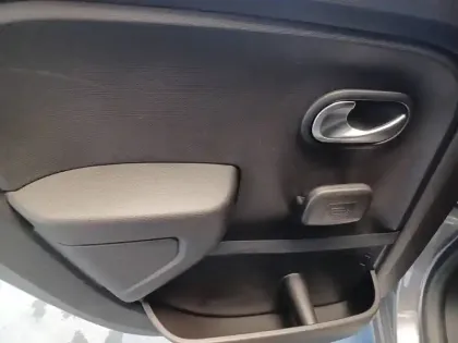 Photo 27 Renault Twingo  III SCe 65