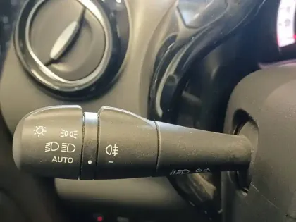 Photo 40 Renault Twingo  III SCe 65