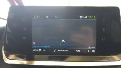 Photo 32 Peugeot 208  Electrique 50 kWh 136ch