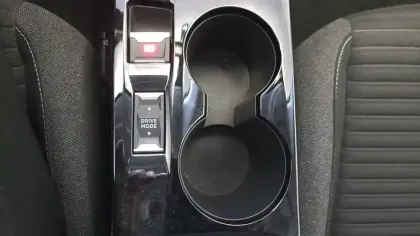 Photo 39 Peugeot 208  Electrique 50 kWh 136ch