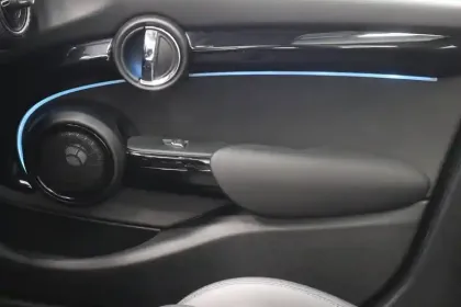 Photo 38 Mini Mini Hatch 5 Portes Cooper 136 ch DKG7