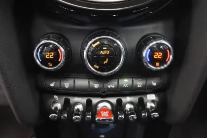 Photo 25 Mini Mini Hatch 5 Portes Cooper 136 ch DKG7