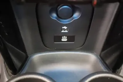 Photo 29 Mini Mini Hatch 5 Portes Cooper 136 ch DKG7