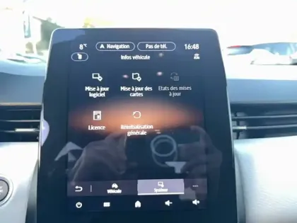 Photo 24 Renault Clio  E-Tech full hybrid 145