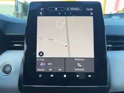 Photo 21 Renault Clio  E-Tech full hybrid 145