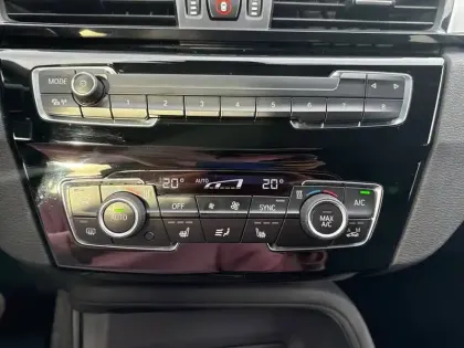 Photo 22 BMW X1  sDrive 18i 140 ch DKG7