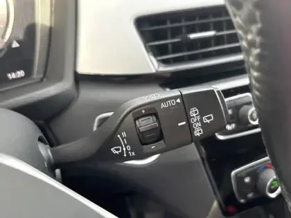 Photo 18 BMW X1  sDrive 18i 140 ch DKG7