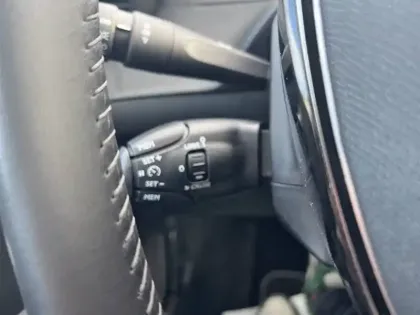 Photo 14 Peugeot 208  Electrique 50 kWh 136ch