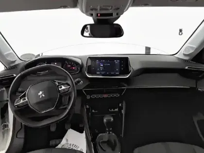 Photo 31 Peugeot 208  PureTech 100 S&S BVM6