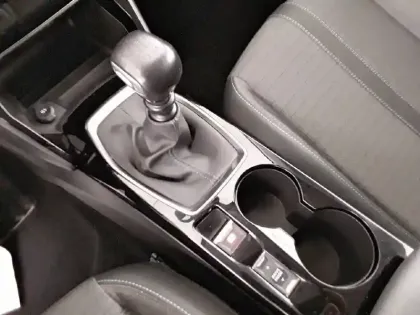 Photo 13 Peugeot 208  PureTech 100 S&S BVM6