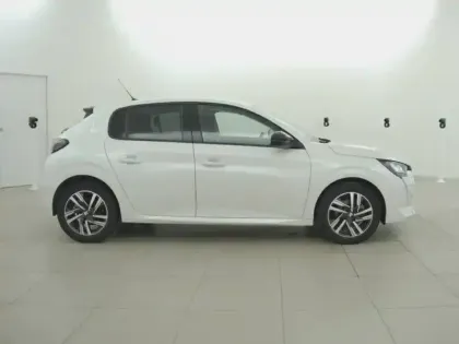 Photo 28 Peugeot 208  PureTech 100 S&S BVM6