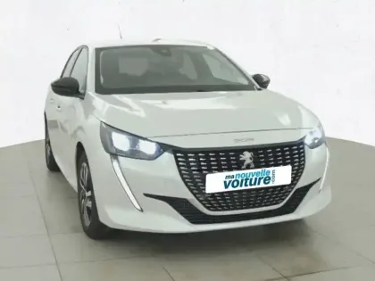 Photo 35 Peugeot 208  PureTech 100 S&S BVM6