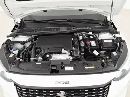 Photo 57 Peugeot 208  PureTech 100 S&S BVM6