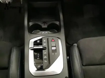 Photo 9 BMW Serie 1 Série 1 120A 170ch M Sport DKG7