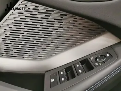 Photo 8 BMW Serie 1 Série 1 120A 170ch M Sport DKG7