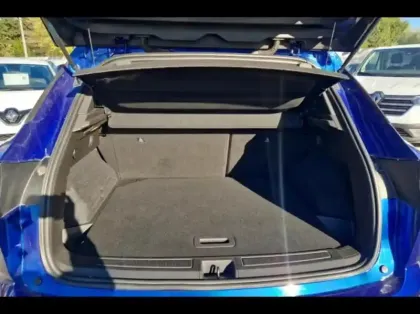 Photo 11 Renault Austral  1.2 E-Tech full hybrid 200ch Techno esprit Alpine - 23