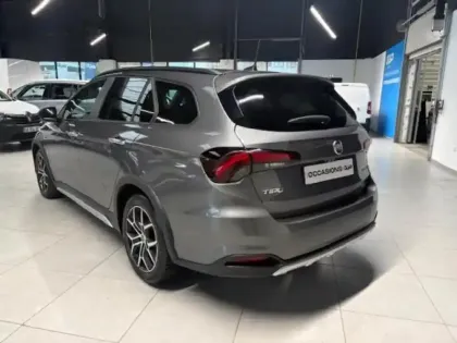 Photo 6 Fiat Tipo Gén. II Ph2 MY23 Cross 5