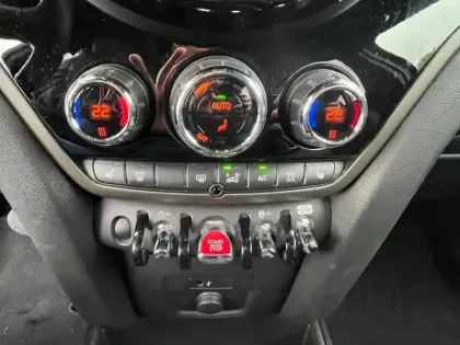 Photo 13 Mini Countryman  Cooper 136ch  Edition Premium BVA7