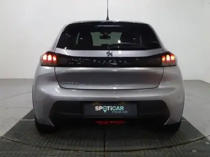 Photo 1 Peugeot 208  e- 136ch Style