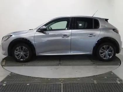 Photo 4 Peugeot 208  e- 136ch Style