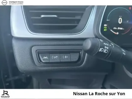 Photo 13 Renault Captur  1.6 E-Tech hybride 145ch Intens -21