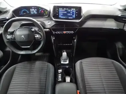 Photo 7 Peugeot 208  e- 136ch Style