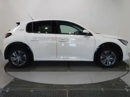 Photo 3 Peugeot 208  e- 136ch Style