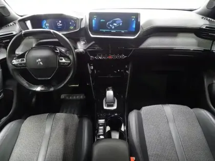 Photo 5 Peugeot 2008  e- 136ch GT