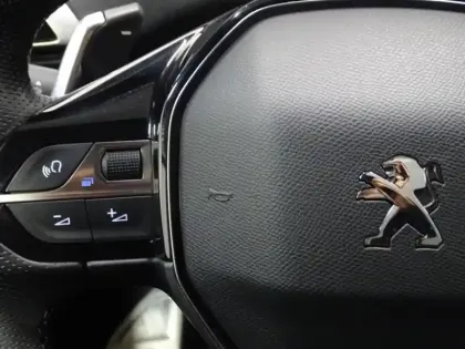 Photo 13 Peugeot 3008  HYBRID 225ch GT Pack e-EAT8