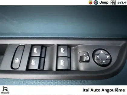 Photo 11 Fiat Grande Panda  1.2 Hybrid 100ch La Prima eDCT6