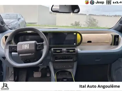 Photo 7 Fiat Grande Panda  1.2 Hybrid 100ch La Prima eDCT6