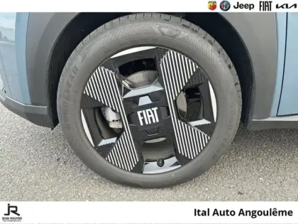 Photo 23 Fiat Grande Panda  1.2 Hybrid 100ch La Prima eDCT6