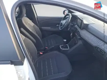 Photo 4 Dacia Sandero  1.0 TCe 90ch Confort -22B